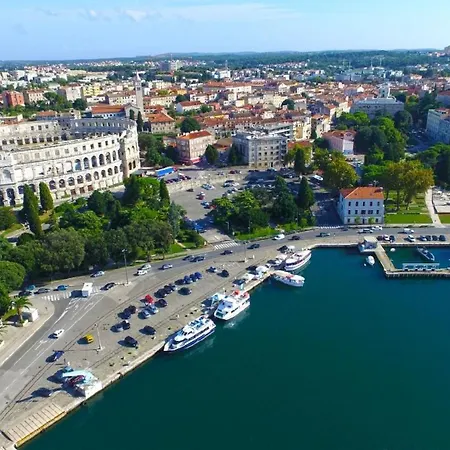 Fuer 4 Personen Ca 42 Qm In Krnica, Istrien Bucht Von Rasa 卡尼卡